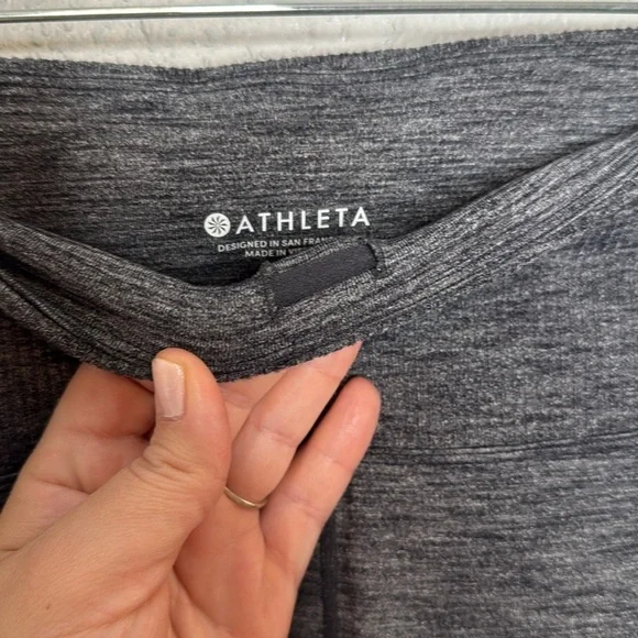 Athleta Women's Gray Excursion Hybrid Leggings Size Medium - Picture 3 of 6